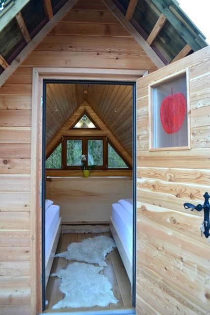 Glamping Naselje Zeleni Turizem Hotell Makole Eksteriør bilde