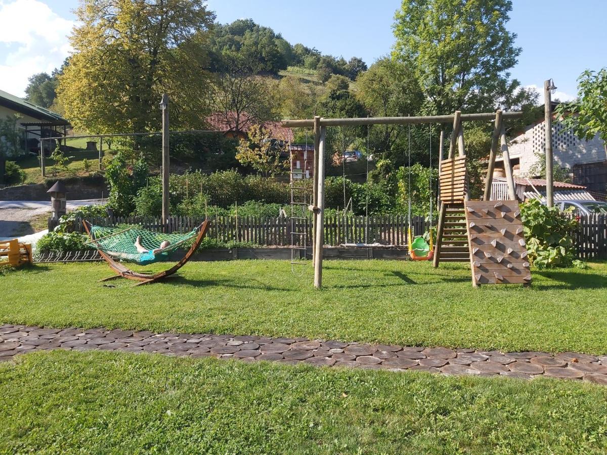 Glamping Naselje Zeleni Turizem Hotell Makole Eksteriør bilde